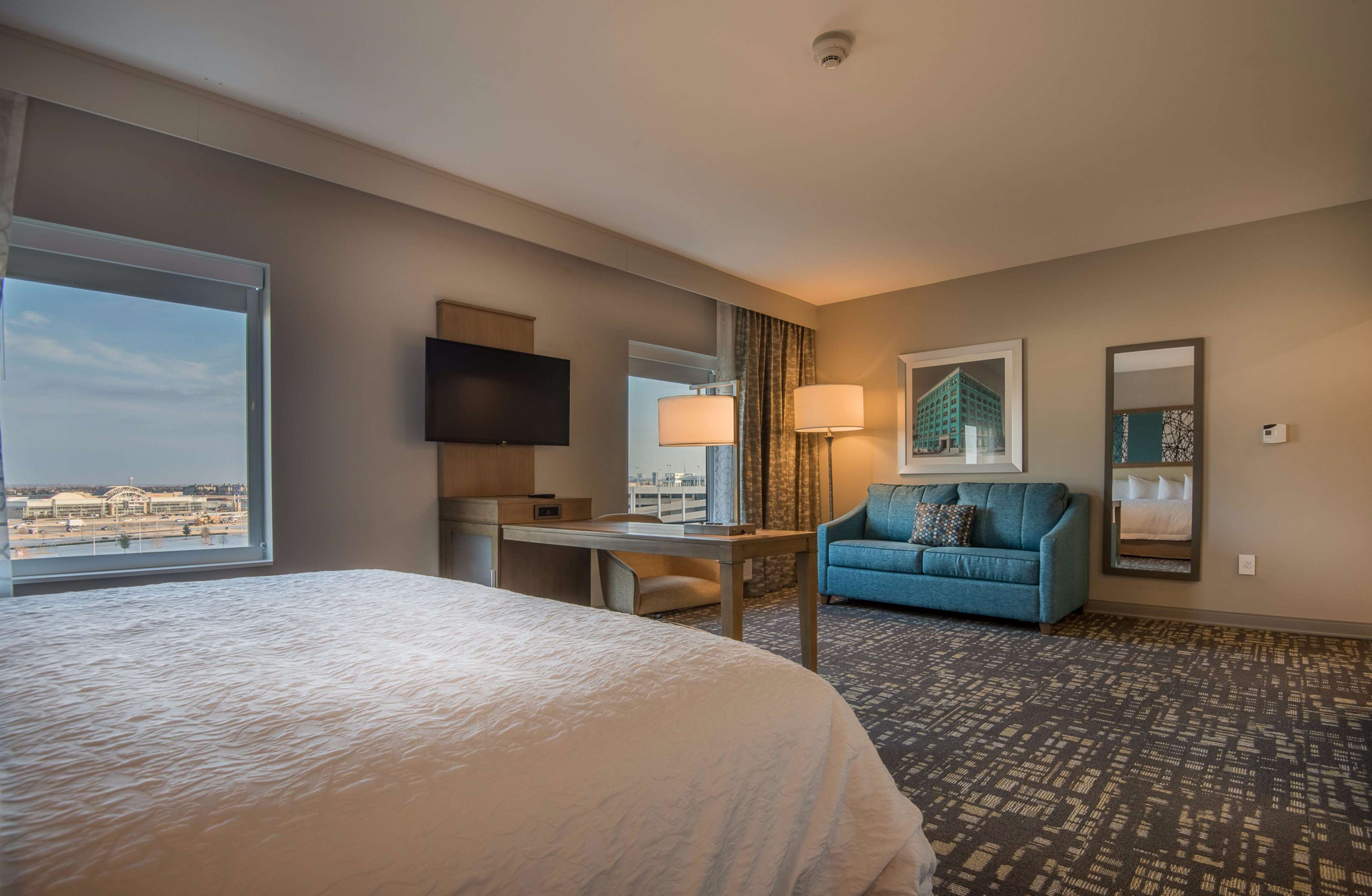 Hampton Inn & Suites Dallas-The Colony, TX Photo