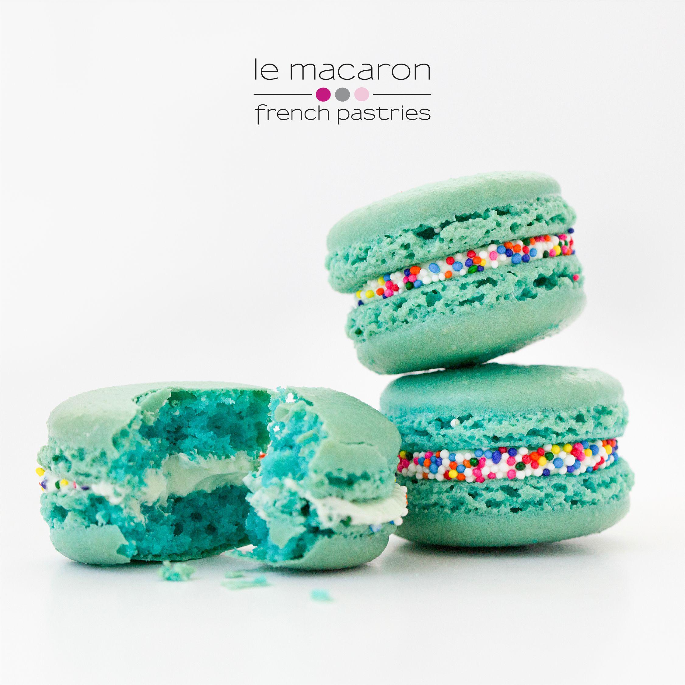 Le Macaron French Pastries Canton Photo