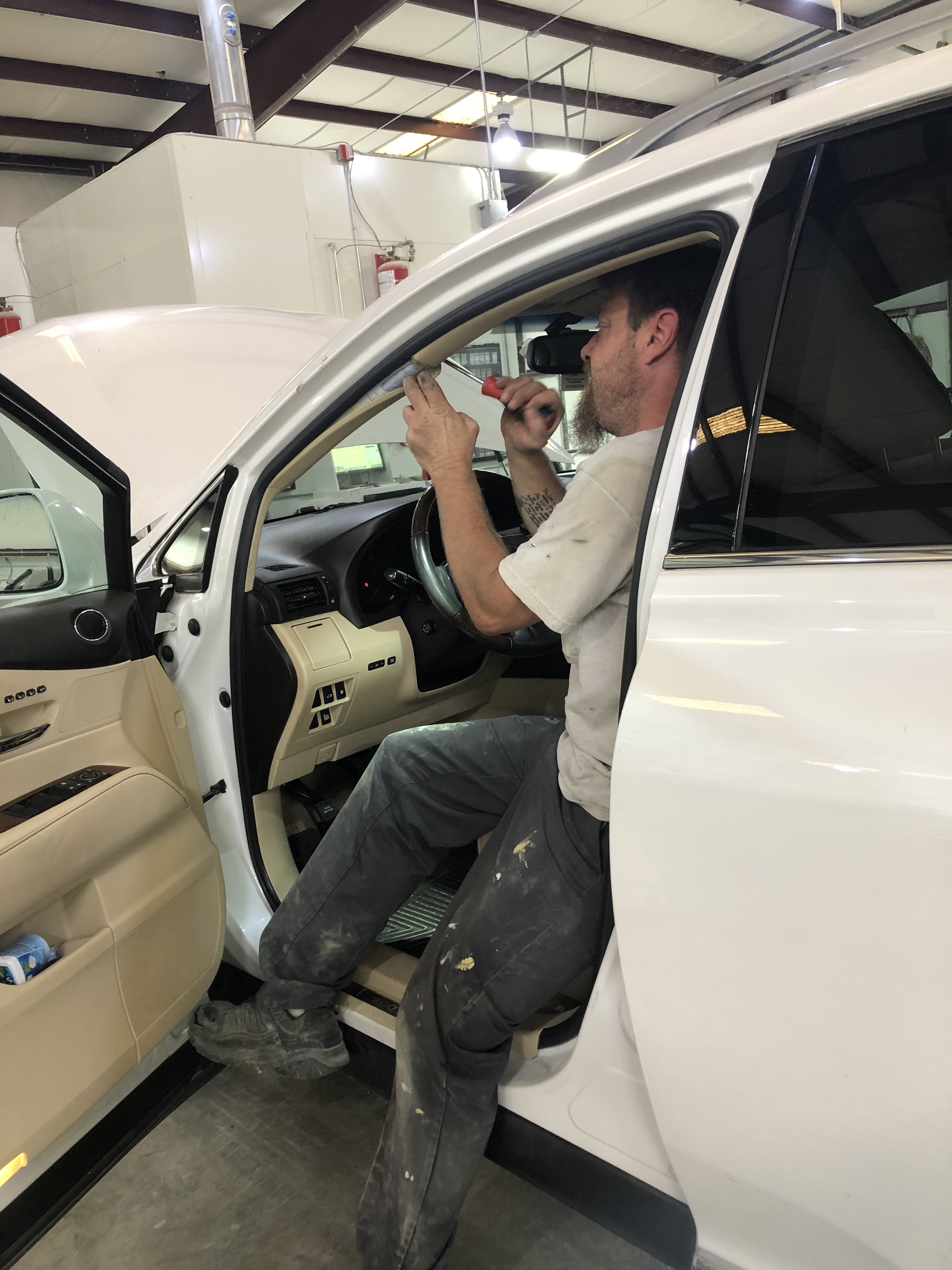 Powhatan Collision and Glass LLC Image