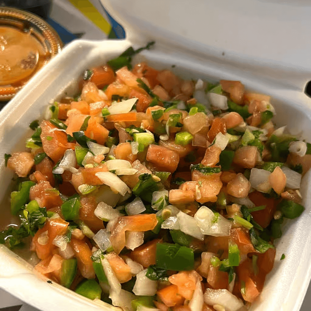 Pico De Gallo and Chips