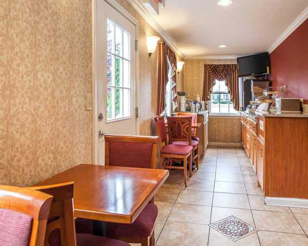 Images Rodeway Inn