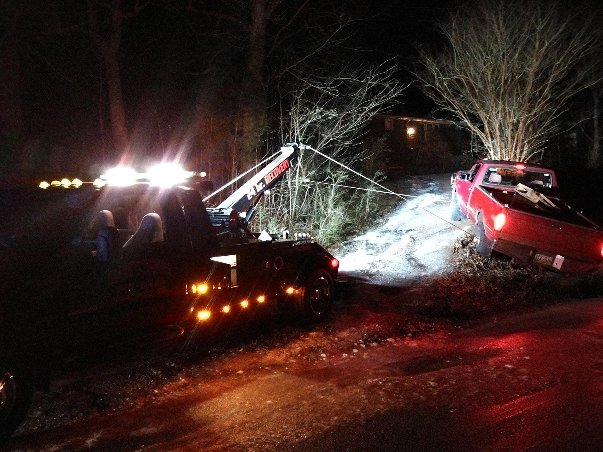 Steve's Towing Photo