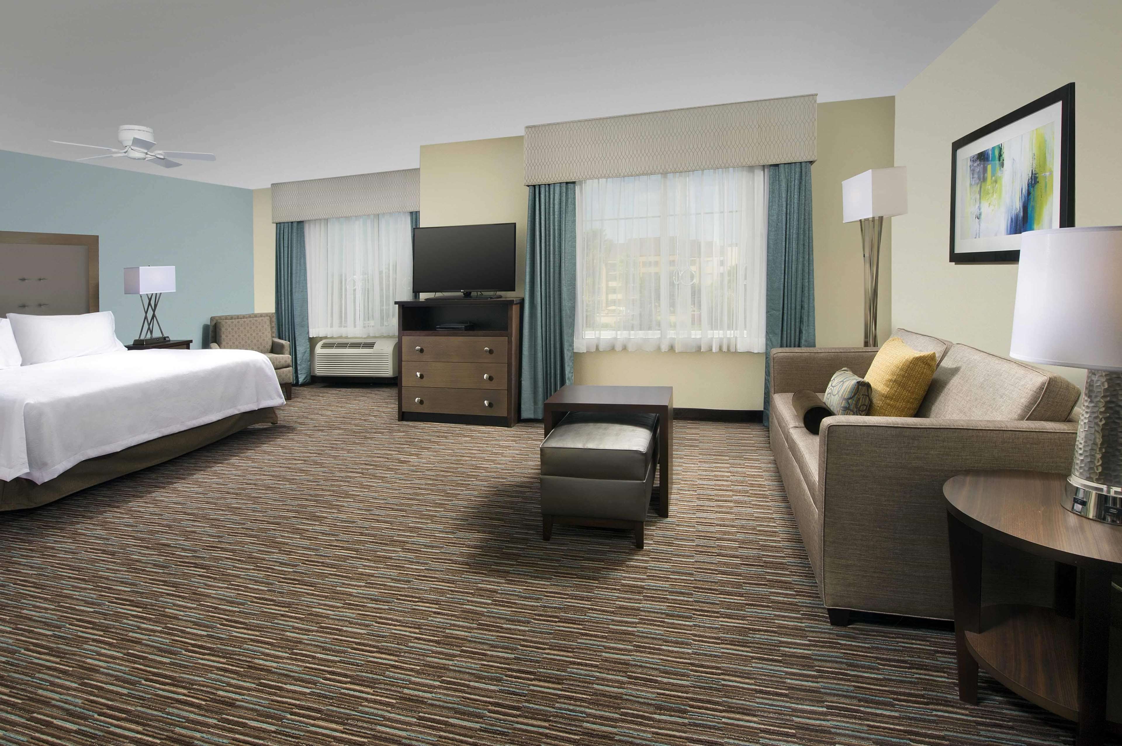 Homewood Suites by Hilton San Antonio Airport Photo