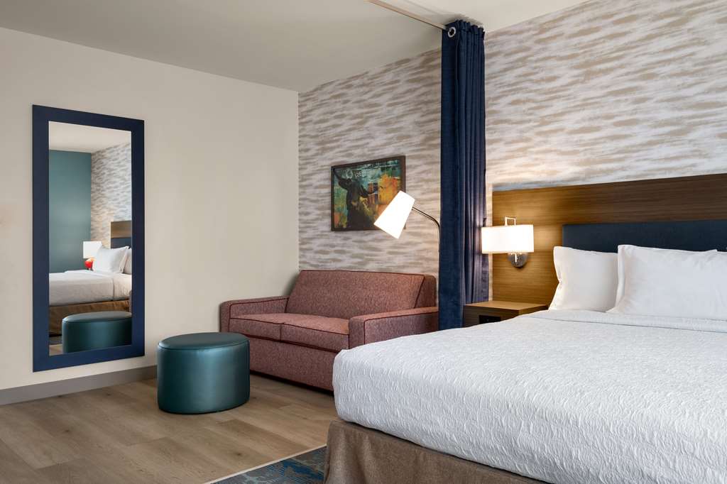 Home2 Suites by Hilton Austin East Side 5th Street Image