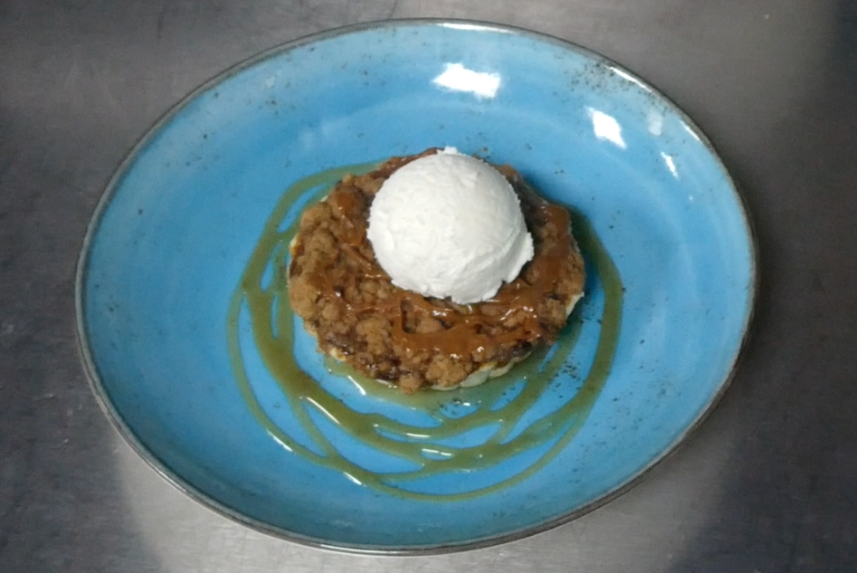 Apple Crumble Pie 