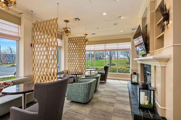 Images Hilton Garden Inn Overland Park