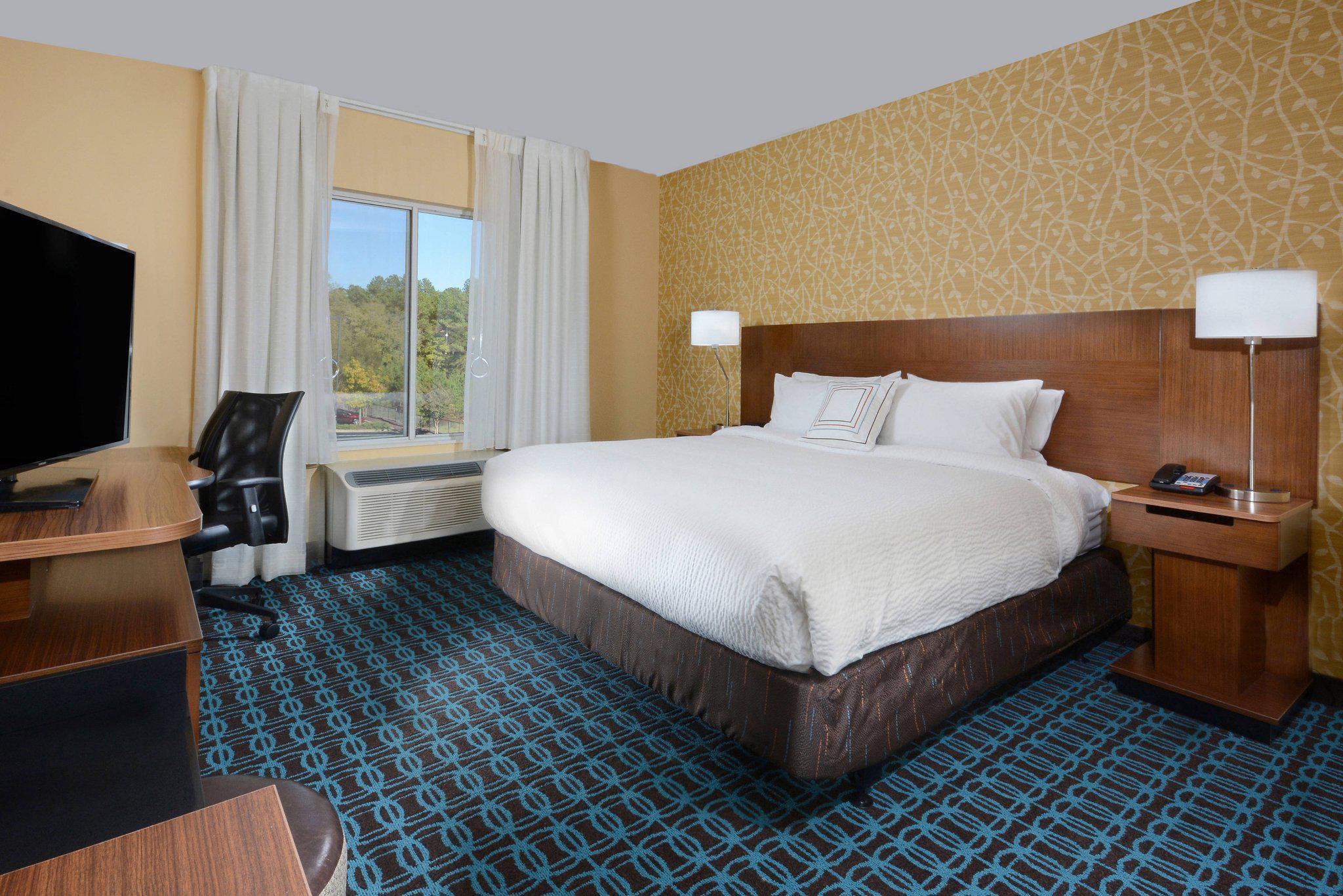 Fairfield Inn & Suites by Marriott Raleigh Capital Blvd./I-540 Photo