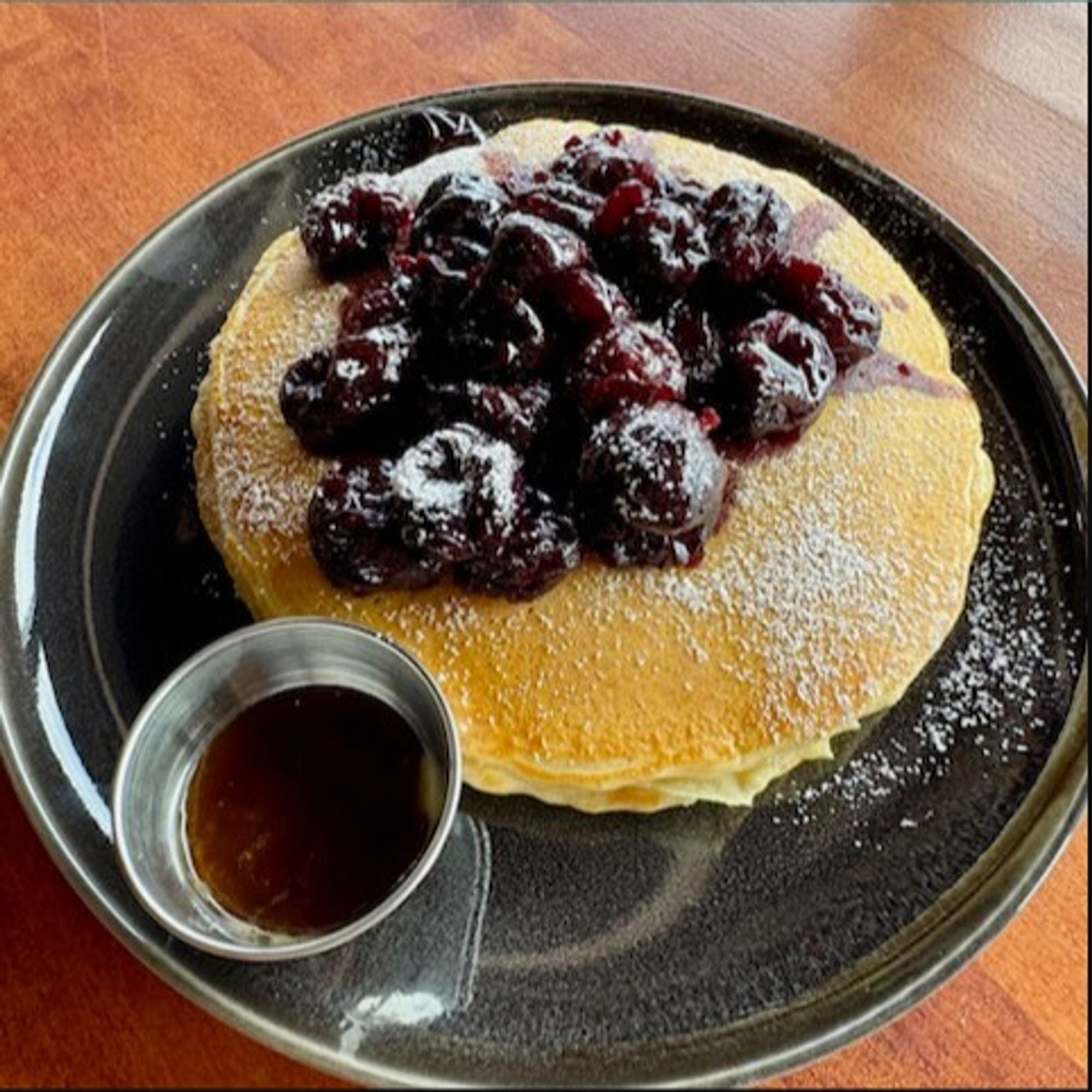 3 CHERRY PANCAKES Served with/Maple Butter
