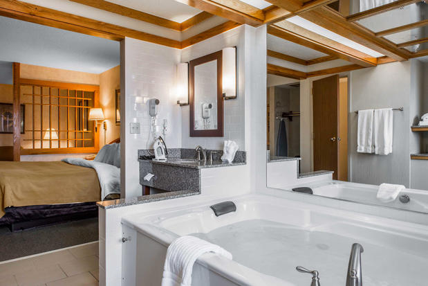 Images Quality Inn & Suites