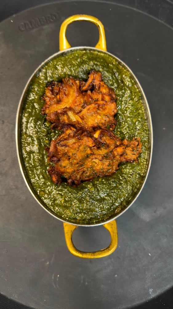 Lehsooni Tadka Saag