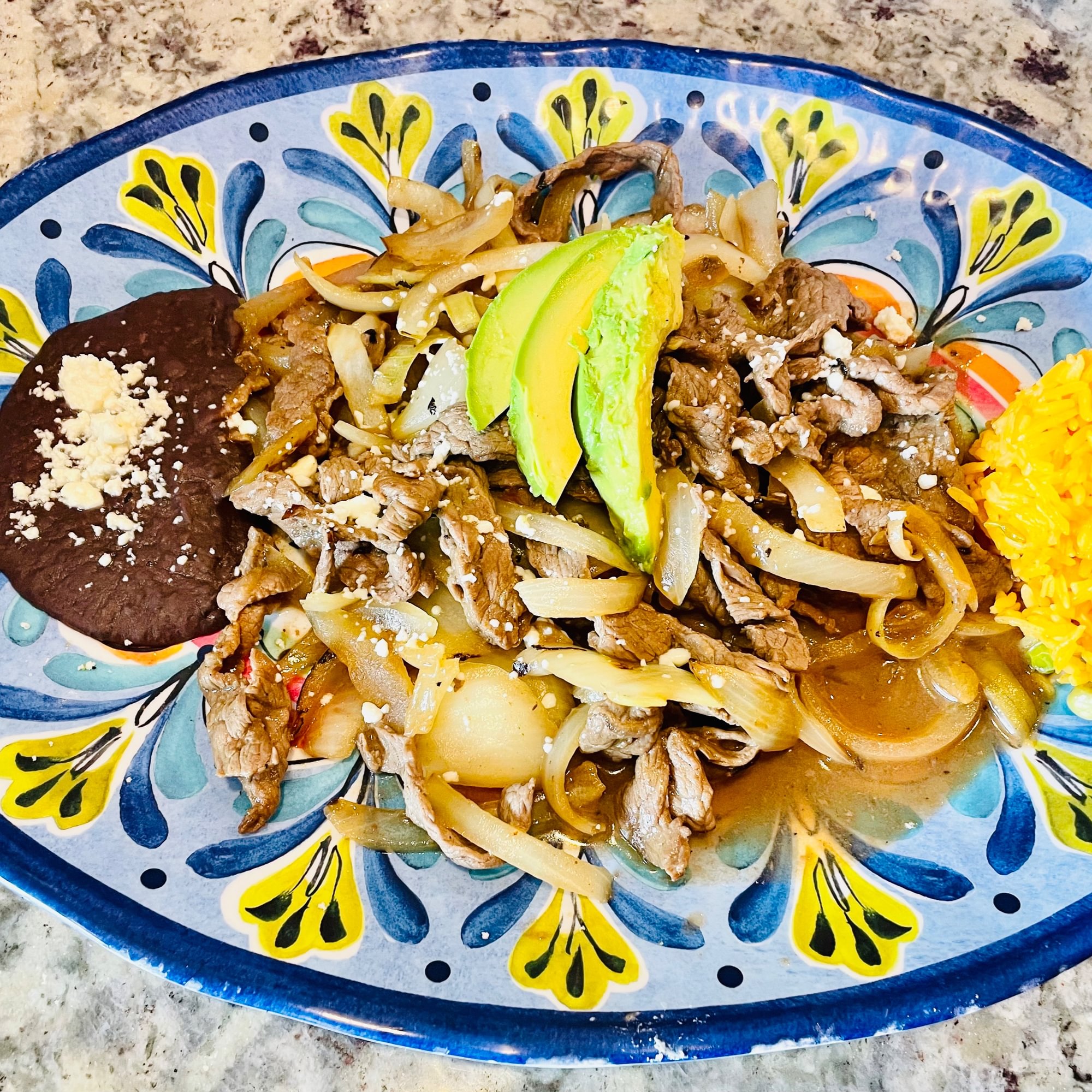 Bistek Encebollado