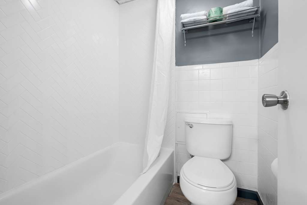 SureStay Plus by Best Western Brandywine Valley Image