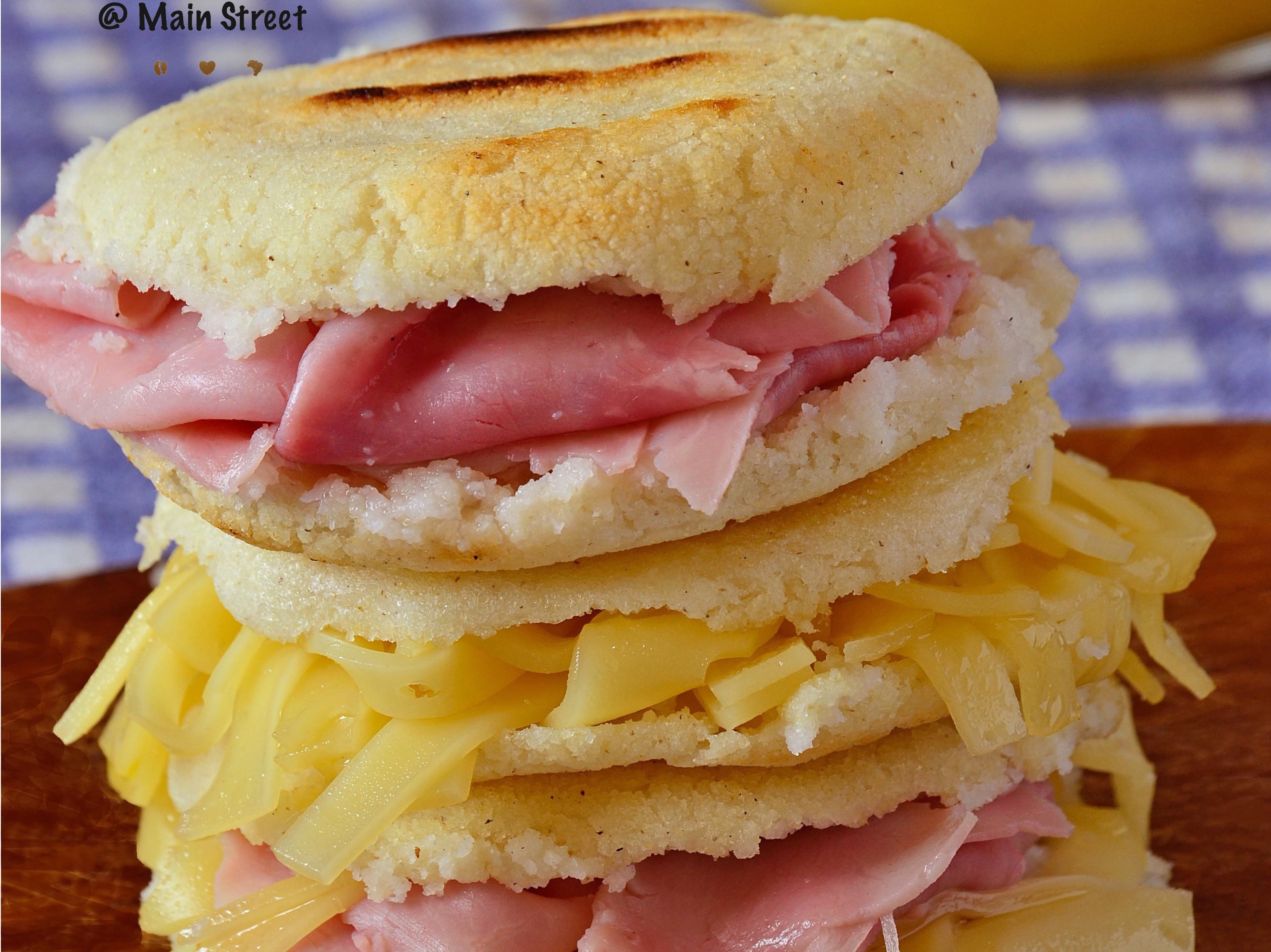 Ham and Cheese Arepa Single