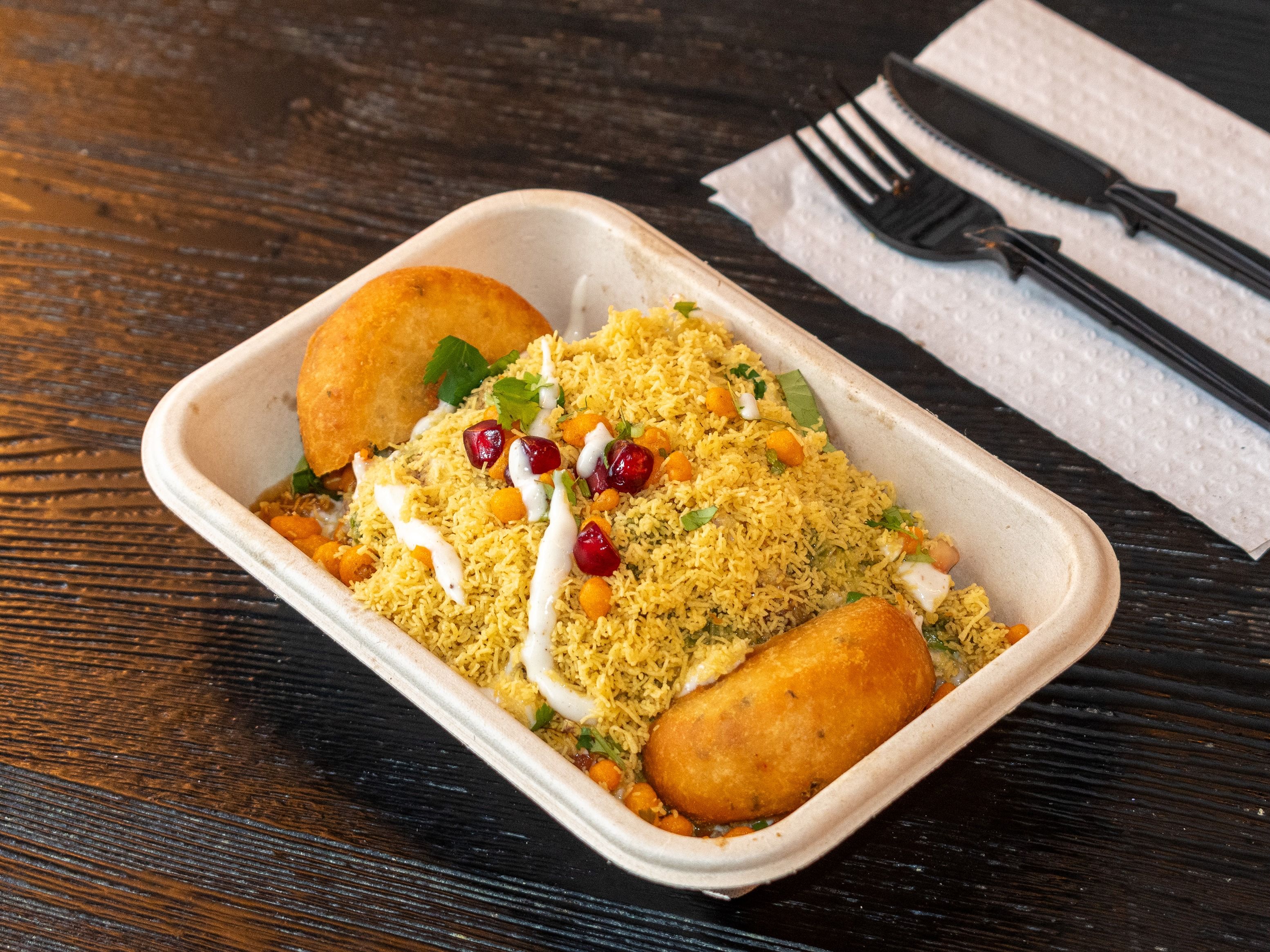Aloo Tikki Chaat