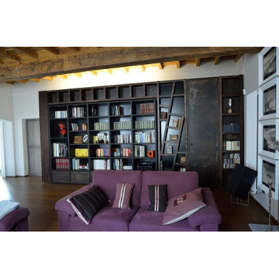 Gallery thumbnail