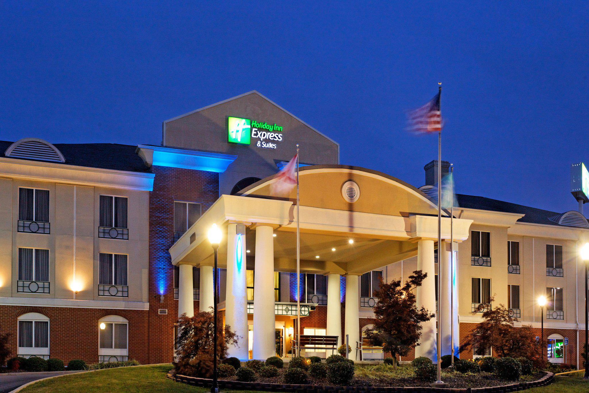 Holiday Inn Express & Suites Cullman Photo