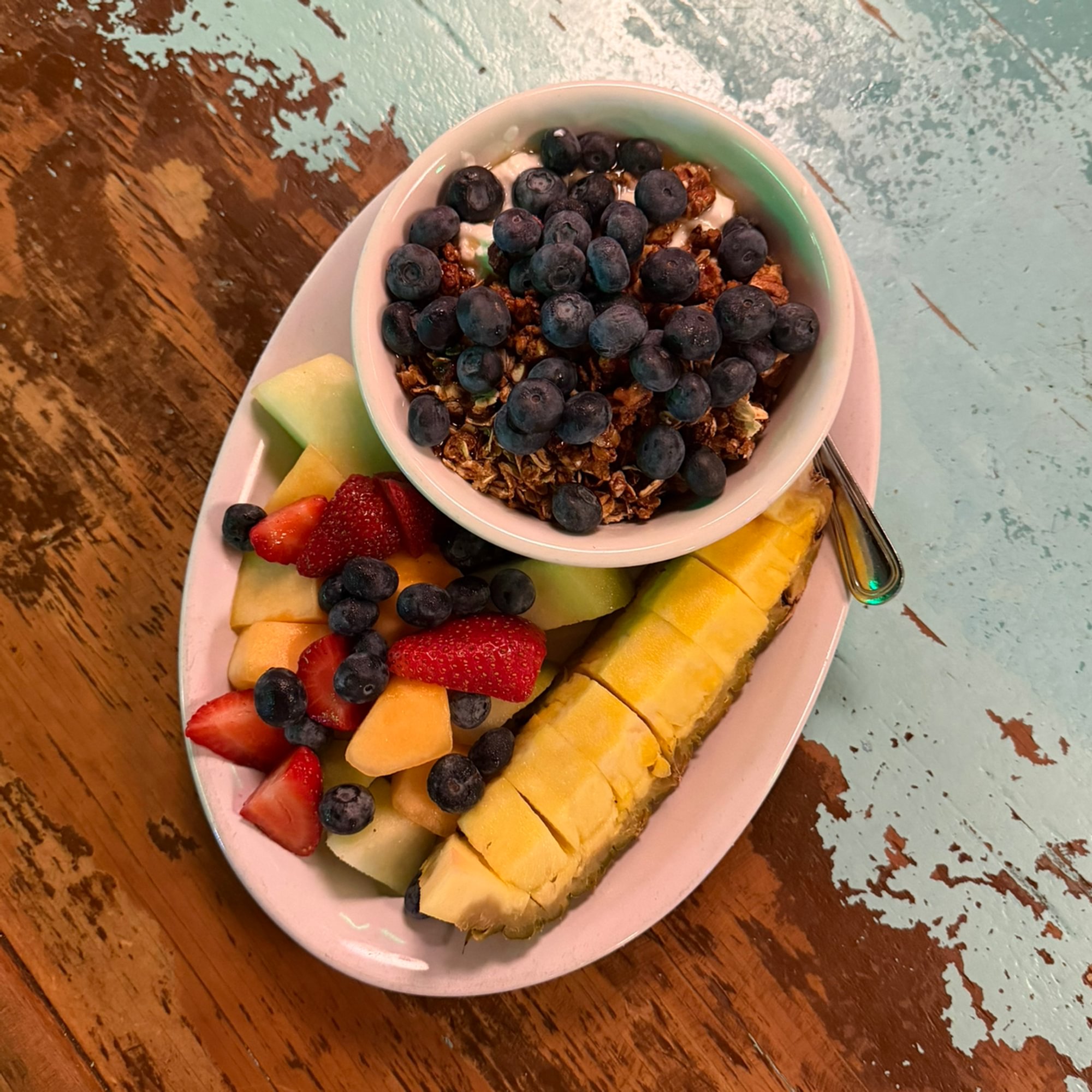House Granola, Yogurt, & Fresh Fruit Bowl