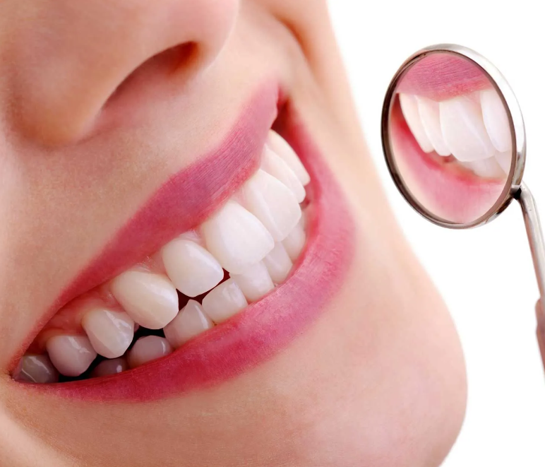 Smiles Dental Studios  LLC Logo