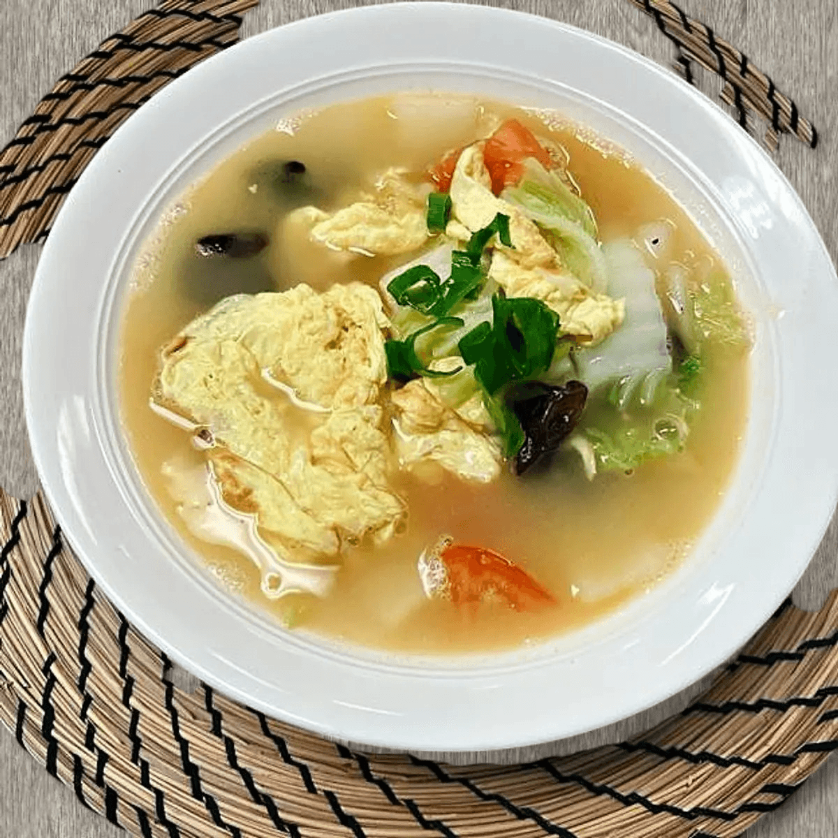 Fried Eggs Soup 煎蛋汤