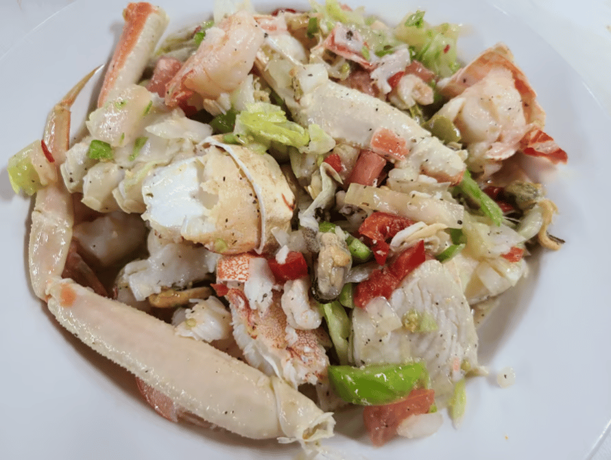 Ensalada De Mariscos / Seafood Salad