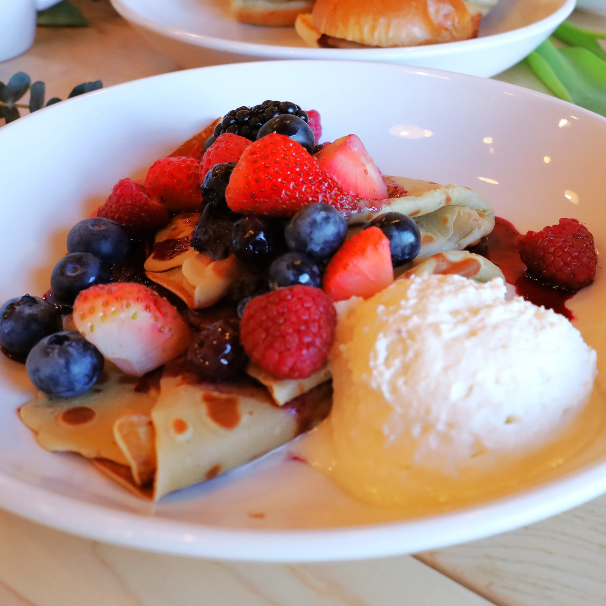 Berry Mix Crepes