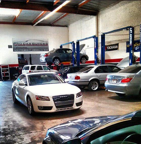 Images Pro Car Mechanics