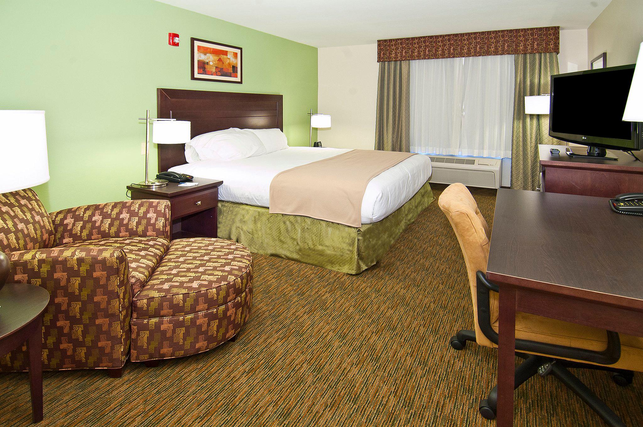 Holiday Inn Express & Suites Oro Valley-Tucson North Photo