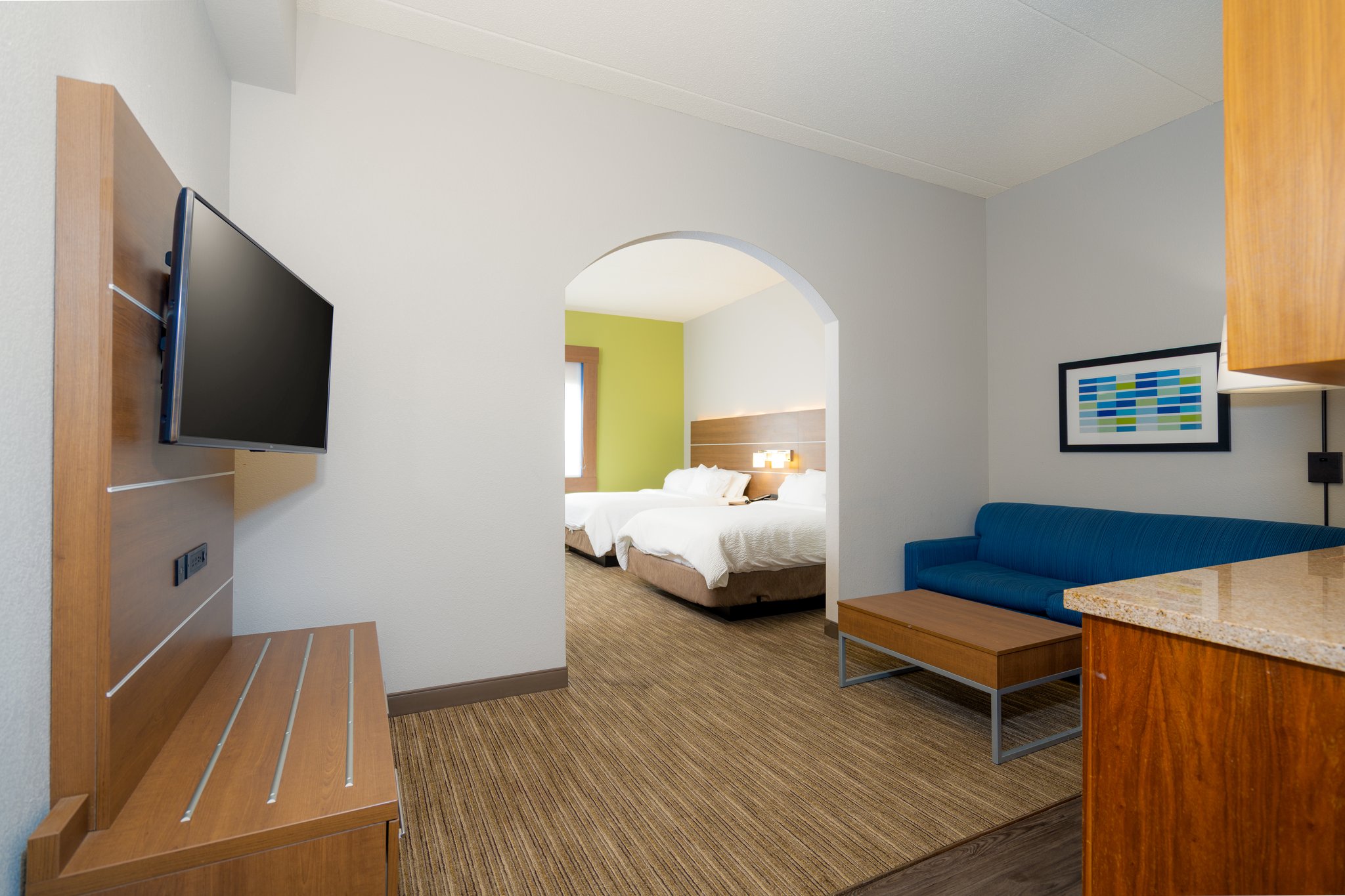 Holiday Inn Express & Suites Mankato East by IHG Image