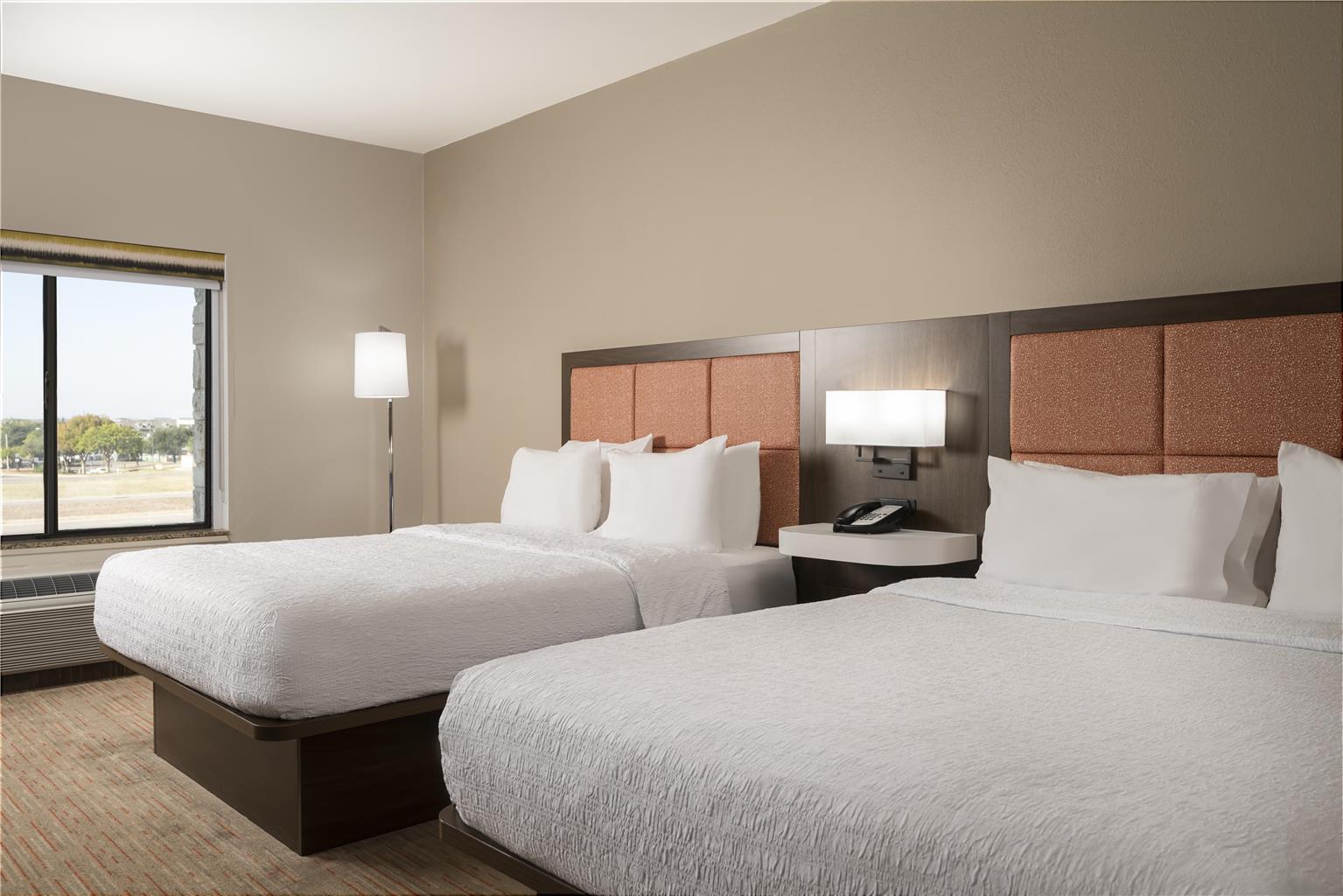 Hampton Inn & Suites Mansfield Image