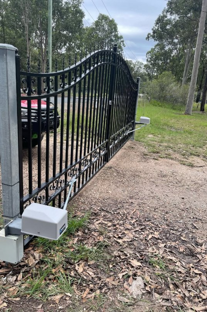 Rasheen Gate Repair Etobicoke