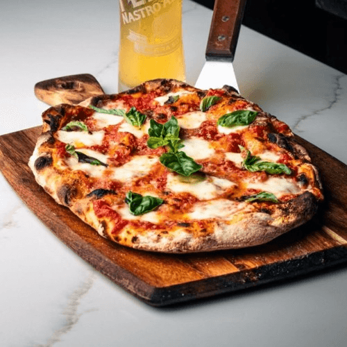 Margherita Pizza (1 Ft. Pala)