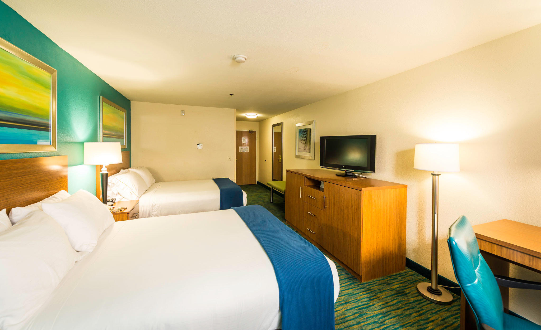 Holiday Inn Express & Suites Jacksonville - Blount Island Photo