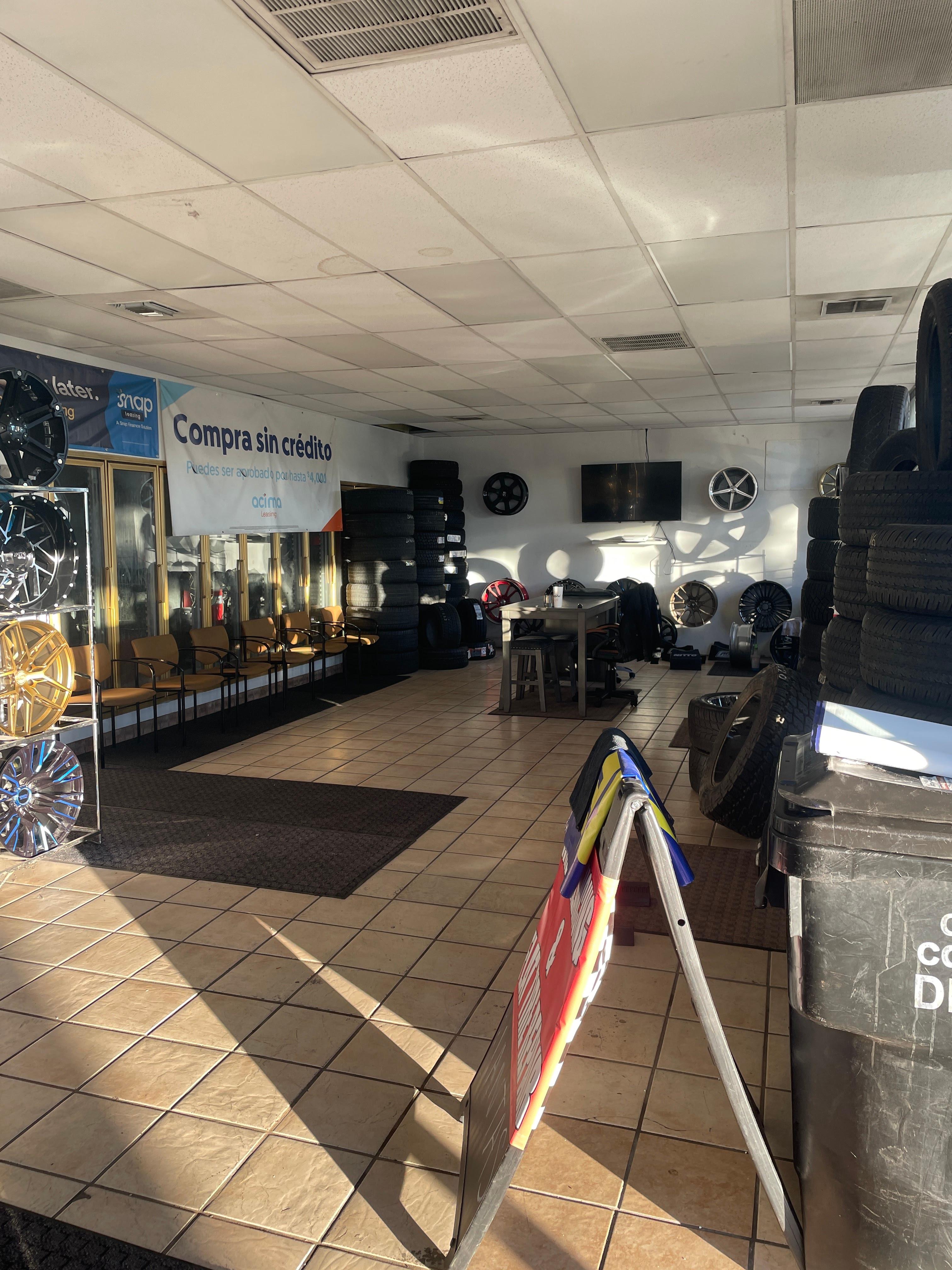 King's Custom Tires - Colorado Blvd Image