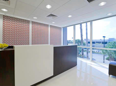 Regus - Florida, Vero Beach - Miracle Mile Plaza Photo