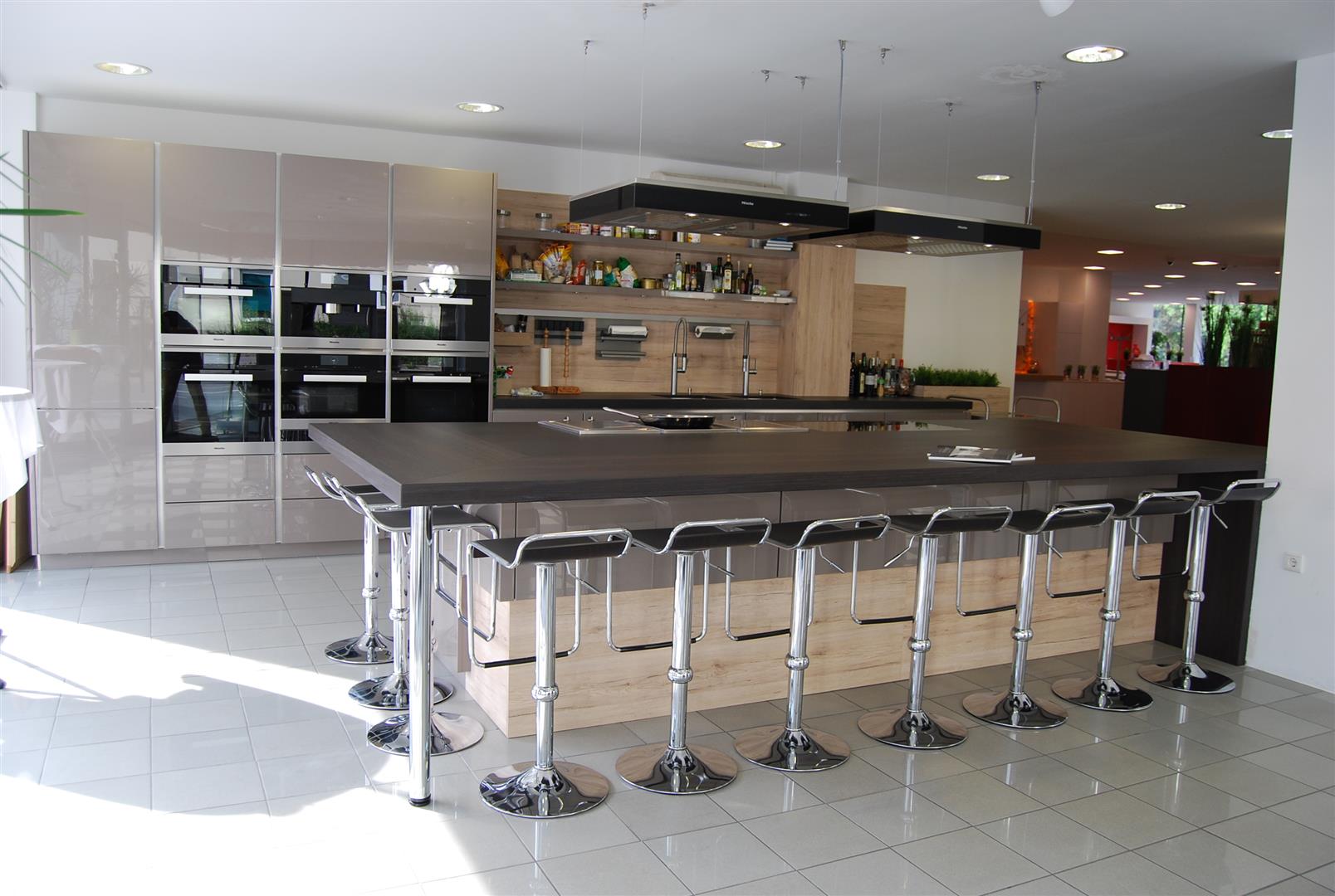 Bilder MIELE CENTER OLSACHER