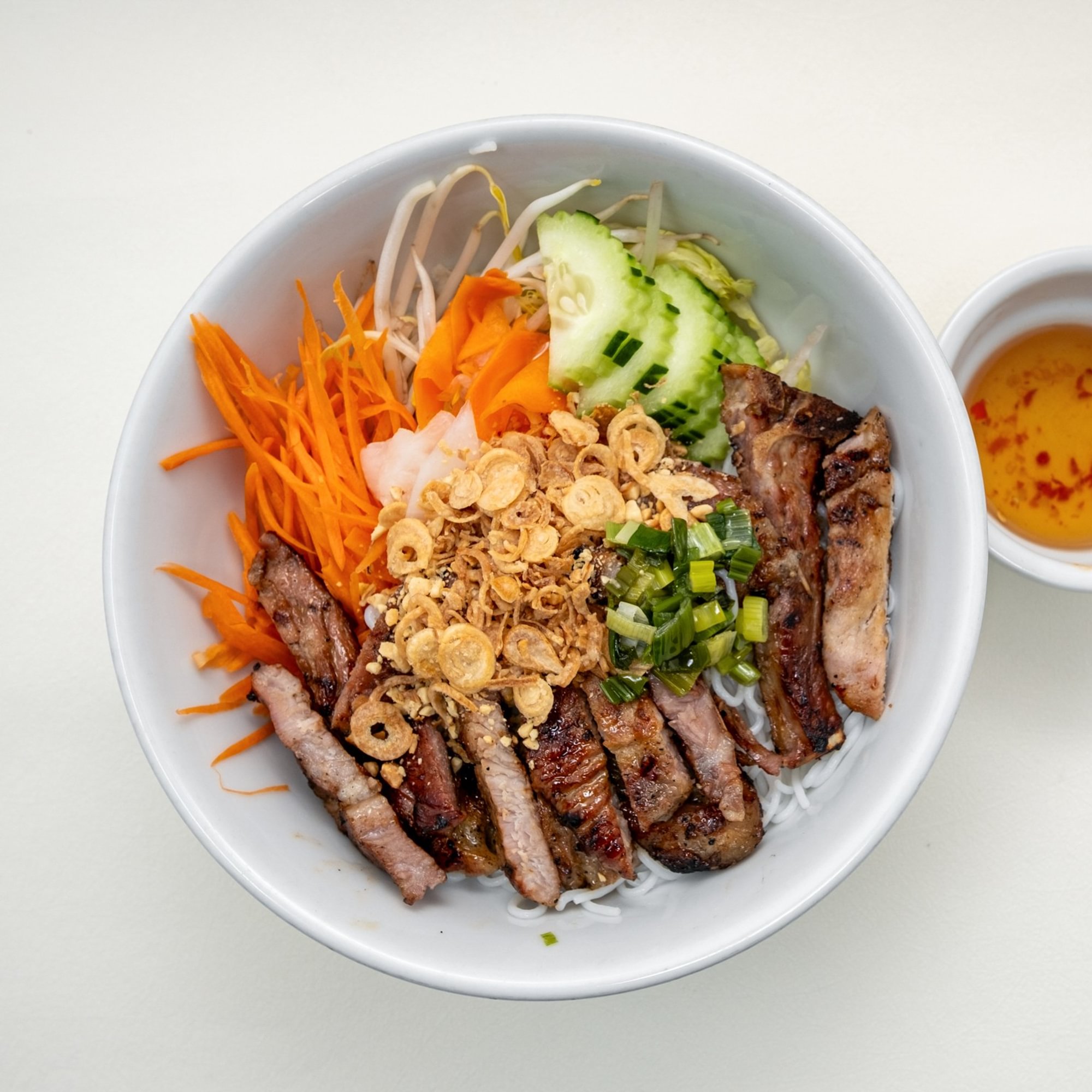 Vermicelli Grilled Pork Chop Bowl / Bún Sườn Nướng
