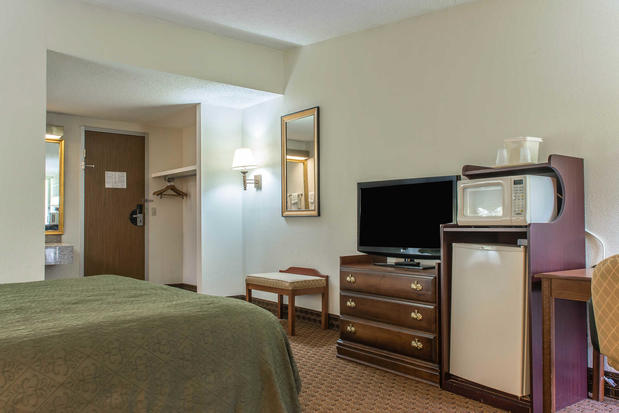 Images Rodeway Inn