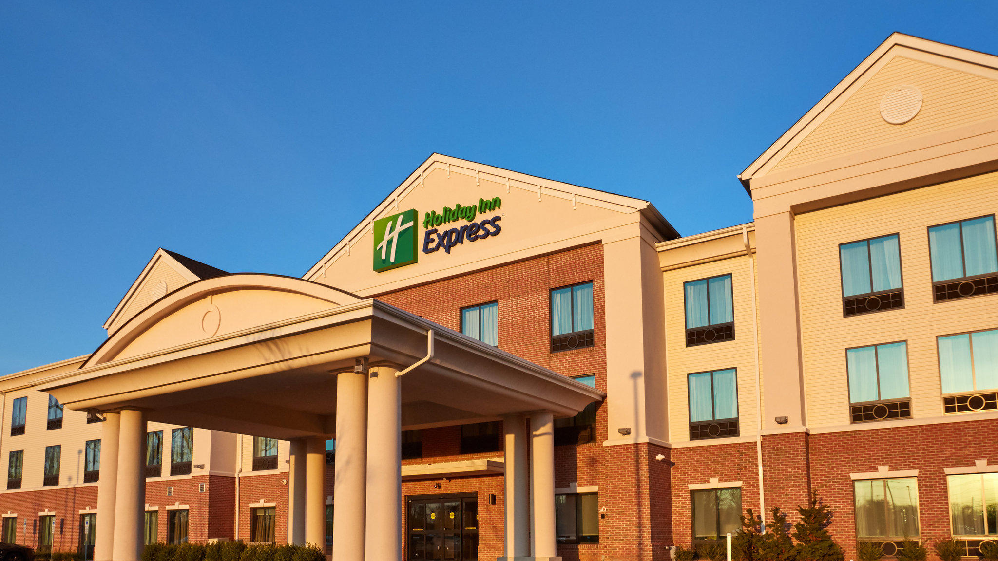 Holiday Inn Express Bordentown - Trenton South Photo