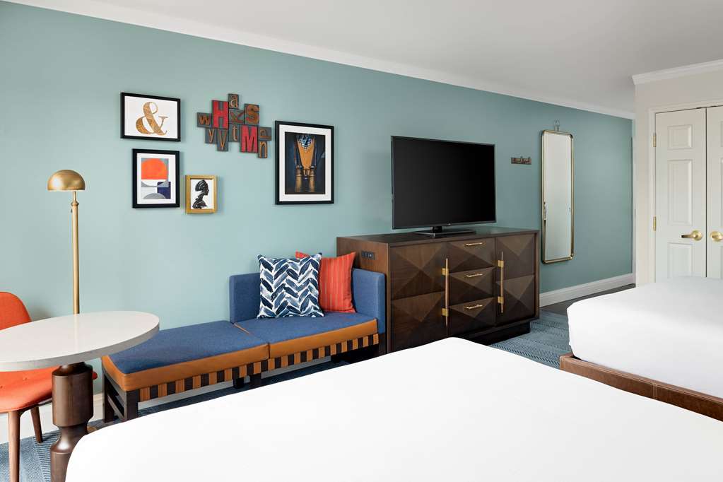 Hayes Mansion San Jose, Curio Collection by Hilton Image