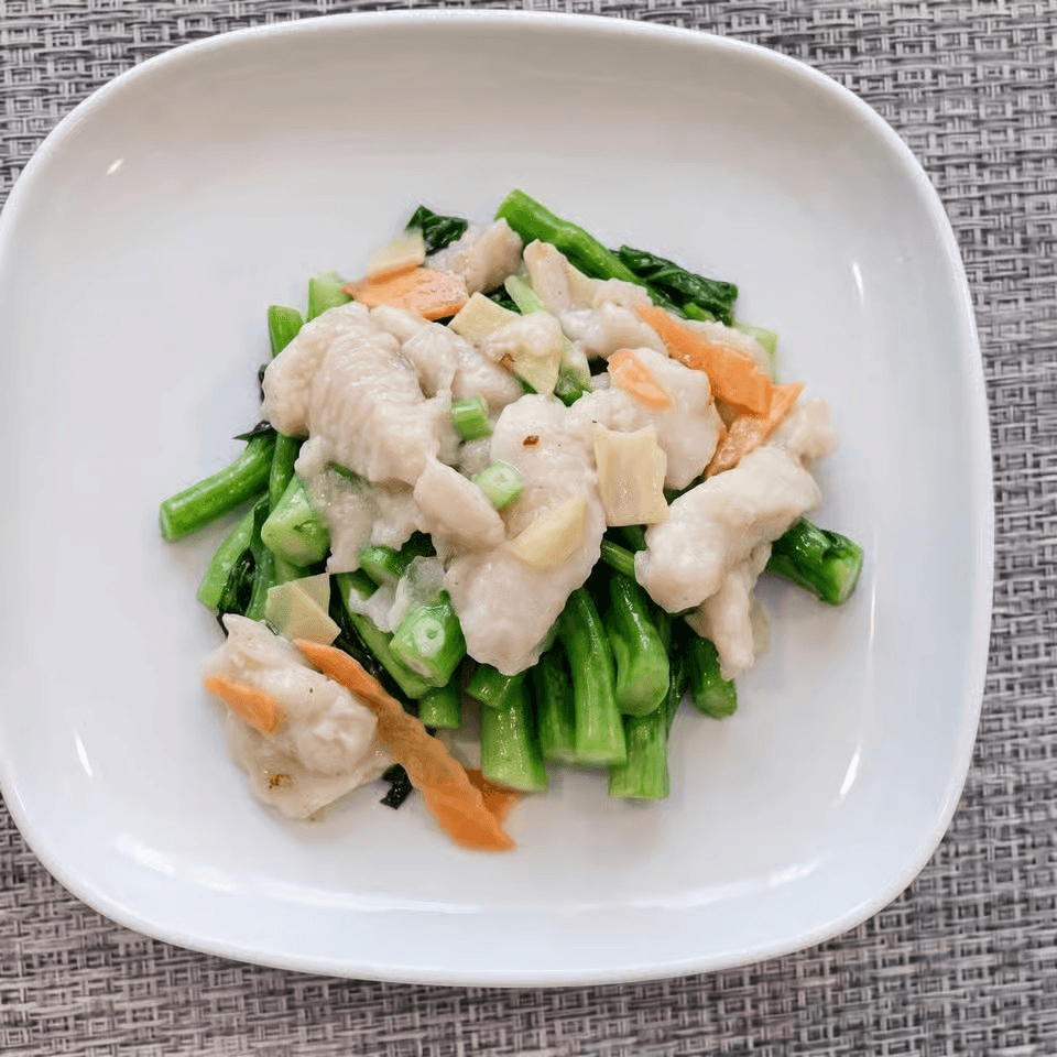 Fish Fillet with Tender Greens / 菜遠班片