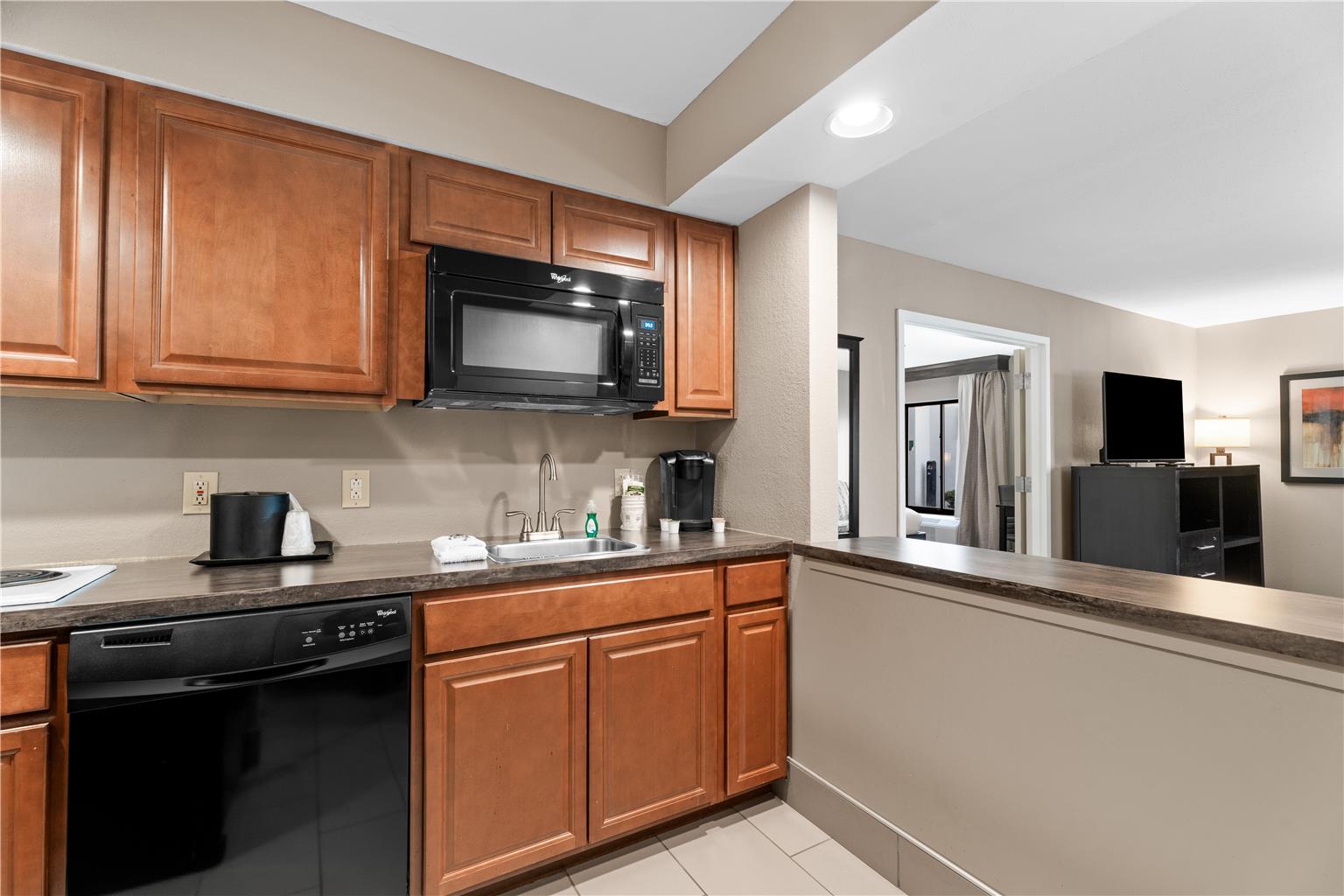 Best Western Courtview Hotel Image