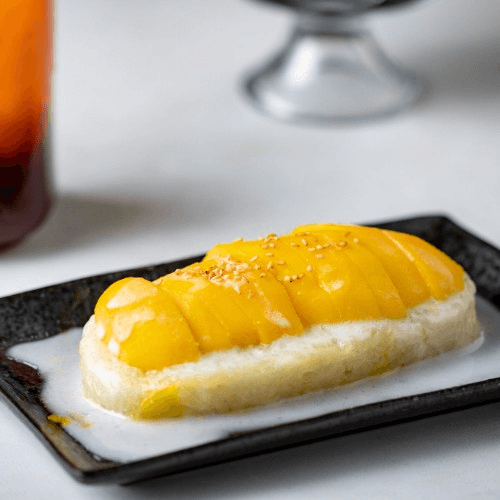 SWEET STICKY RICE WITH MANGO
