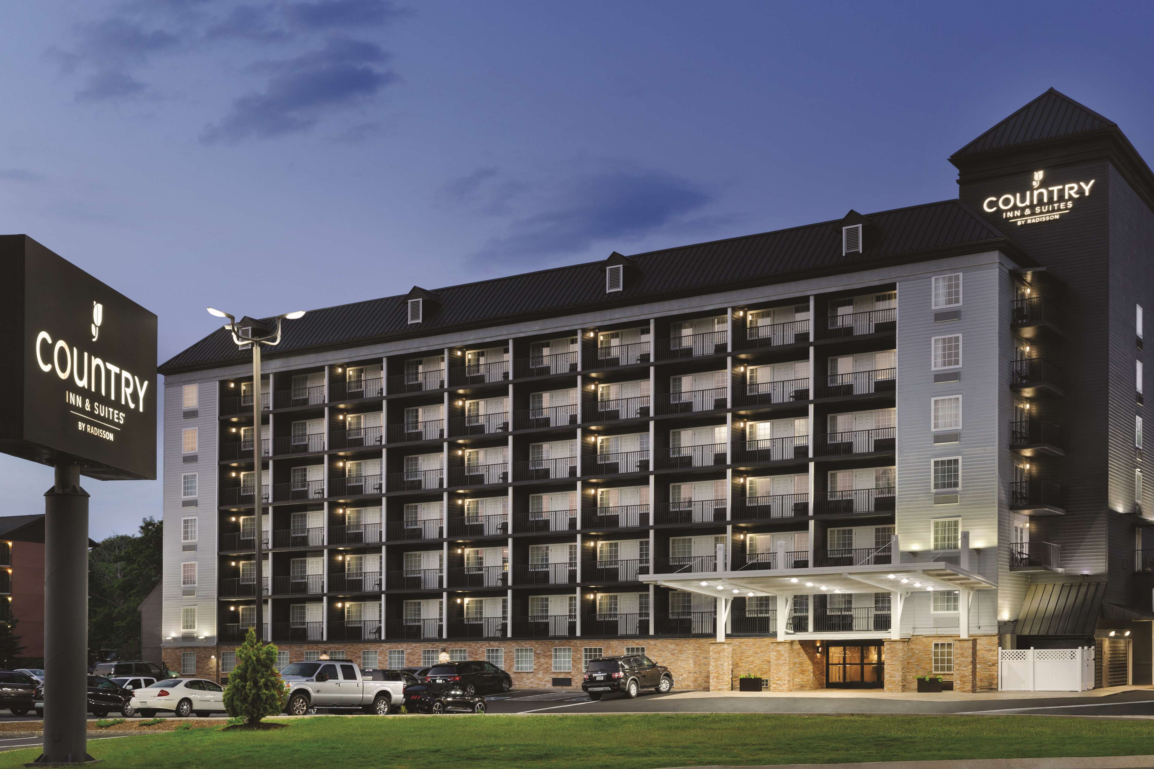 Country Inn & Suites by Radisson, Pigeon Forge South, TN Photo