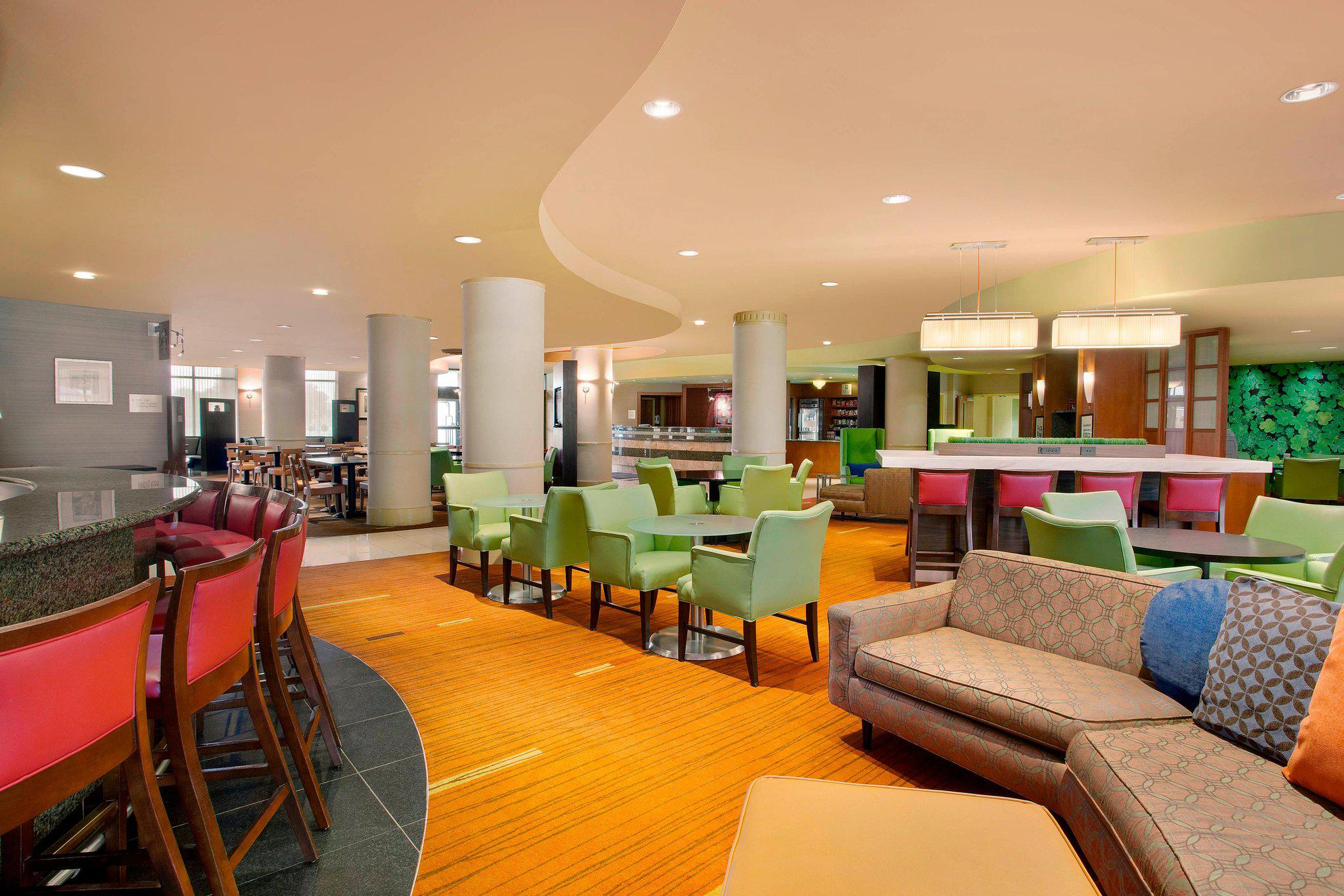 Courtyard by Marriott Lancaster Photo