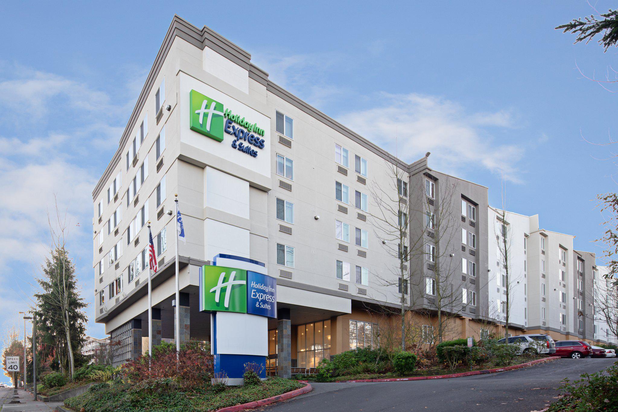 Holiday Inn Express & Suites Seattle-Sea-Tac Airport Photo