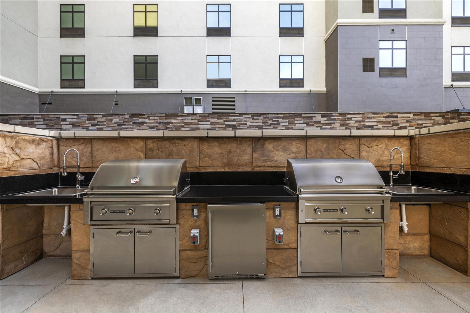 Home2 Suites by Hilton Riverside Downtown Image