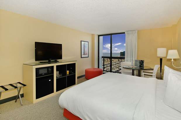 Images Bahia Mar Fort Lauderdale Beach - a DoubleTree by Hilton Hotel