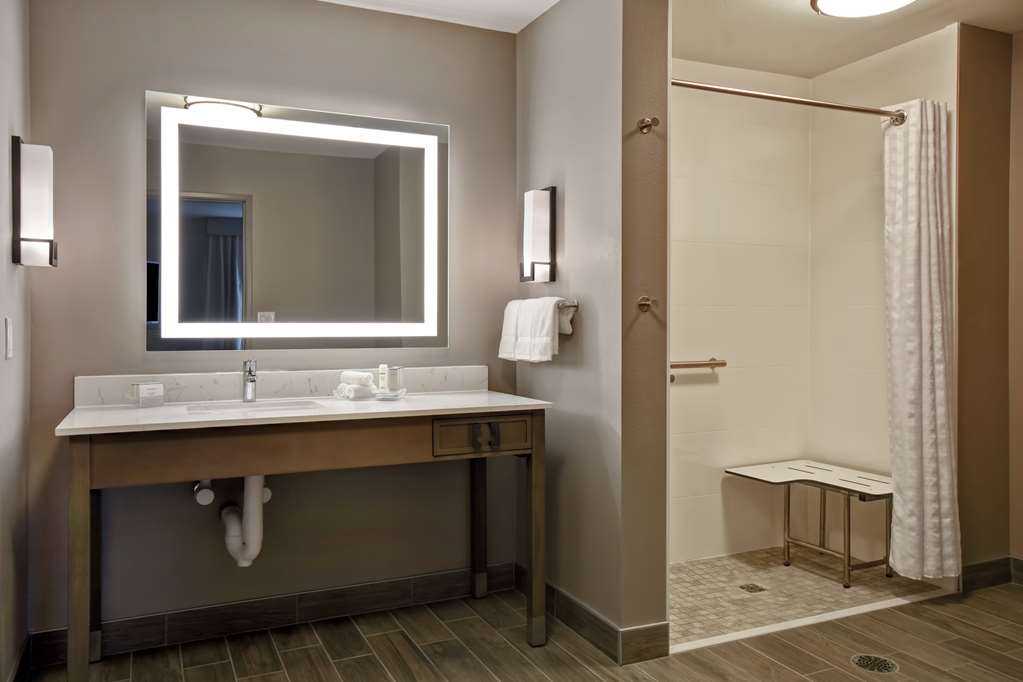 Homewood Suites by Hilton Orange New Haven Image
