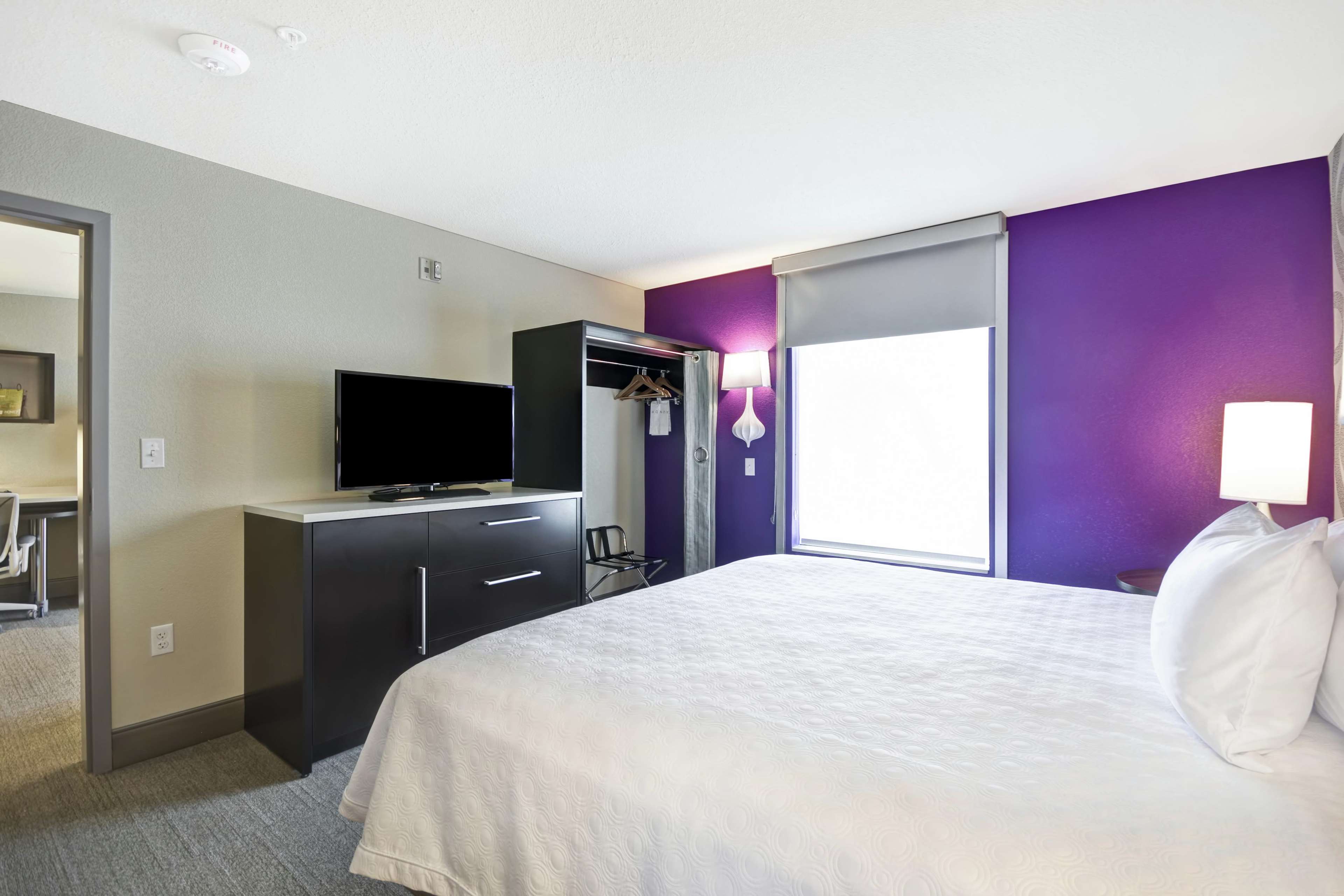 Home2 Suites by Hilton KCI Airport Photo