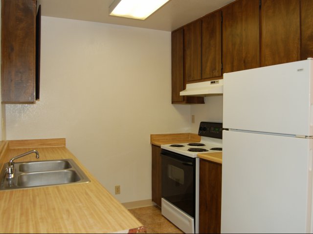 Images Carson Catalina Apartments